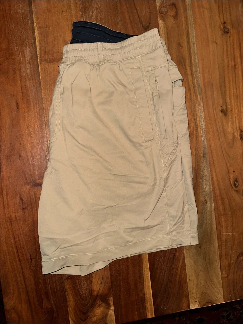 Men's Birddogs Elastic-Waist Khaki Shorts